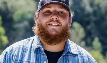 Luke Combs Biography: Age, Wife, Real Name, Instagram, Songs, Albums, Children, Height, Wiki, Net Worth