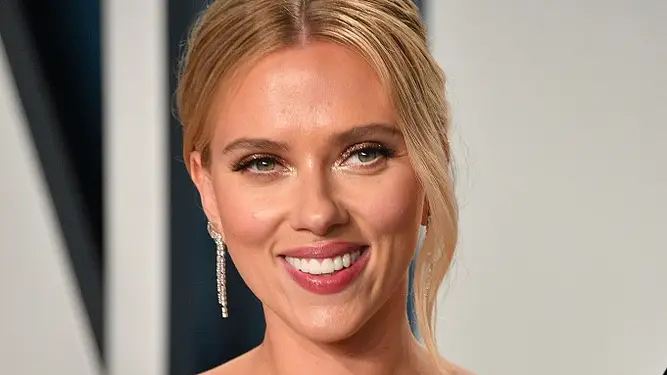 Scarlett Johansson Biography: Age, Husband, Kids, Height, Black Widow ...